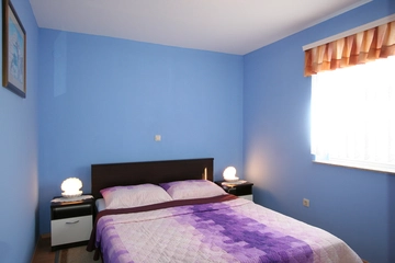 1-Bedroom Apartment in Soline for Up to 4