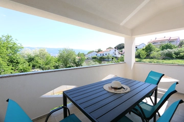 Apartment in Šilo for Up to 3 Guests