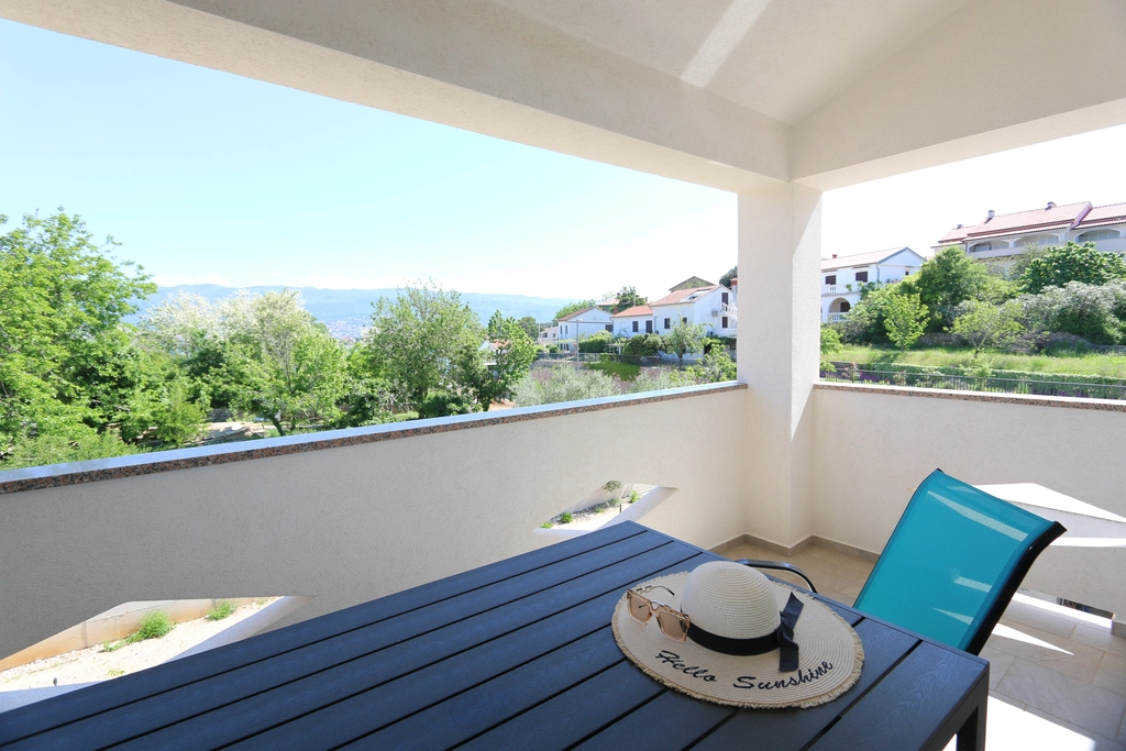 Apartment in Šilo for Up to 3 Guests