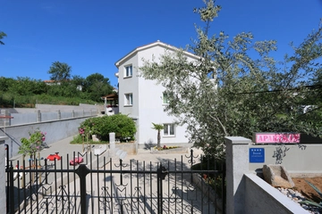 Apartment in Šilo for Up to 3 Guests