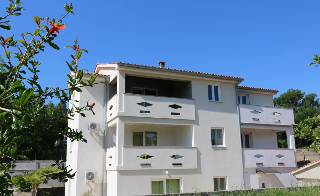 Apartment in Šilo for Up to 3 Guests
