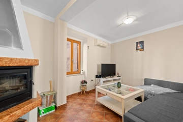 Renovated Townhouse in Buje for up to 7