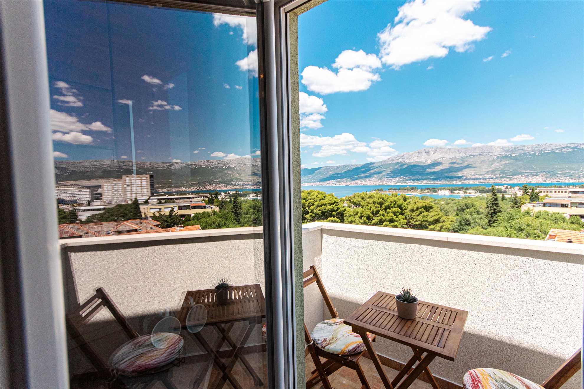 Image of Marjan hill apartment , city view & terrace, for larger groups