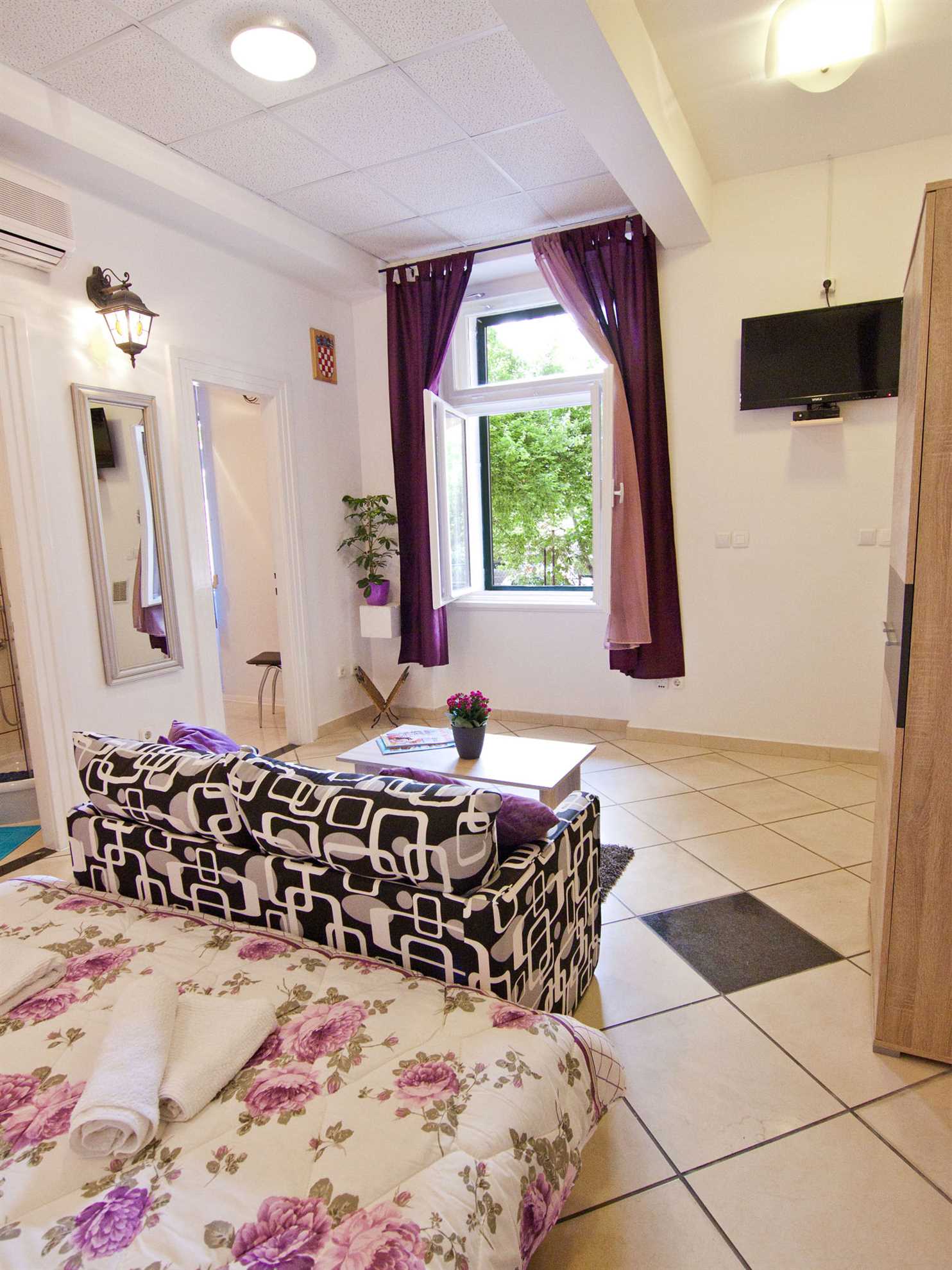 Magnifique central apartment near Theatre & Beach
