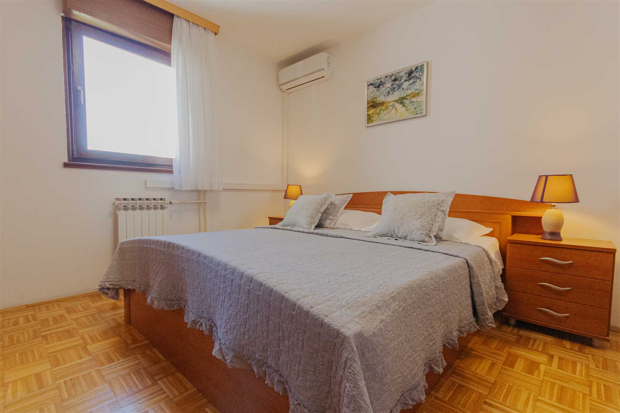 Large stylish apartment Ankica,free public parking