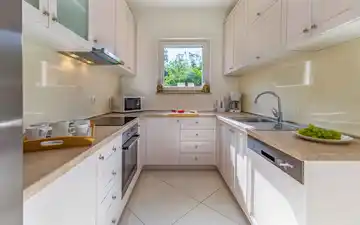 3-Bedroom Villa in Pula for Up to 8 Guests