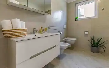 4-Bedroom Villa with Private Pool in Pula