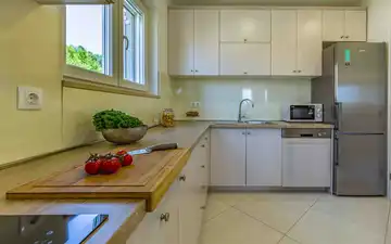 4-Bedroom Villa with Private Pool in Pula