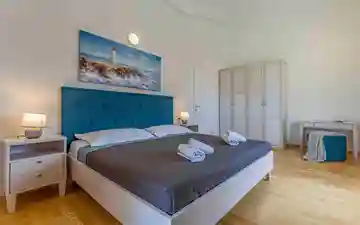 4-Bedroom Villa in Pula (Up to 10 Guests)