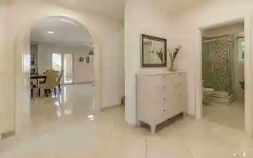 4-Bedroom Villa in Pula (Up to 10 Guests)