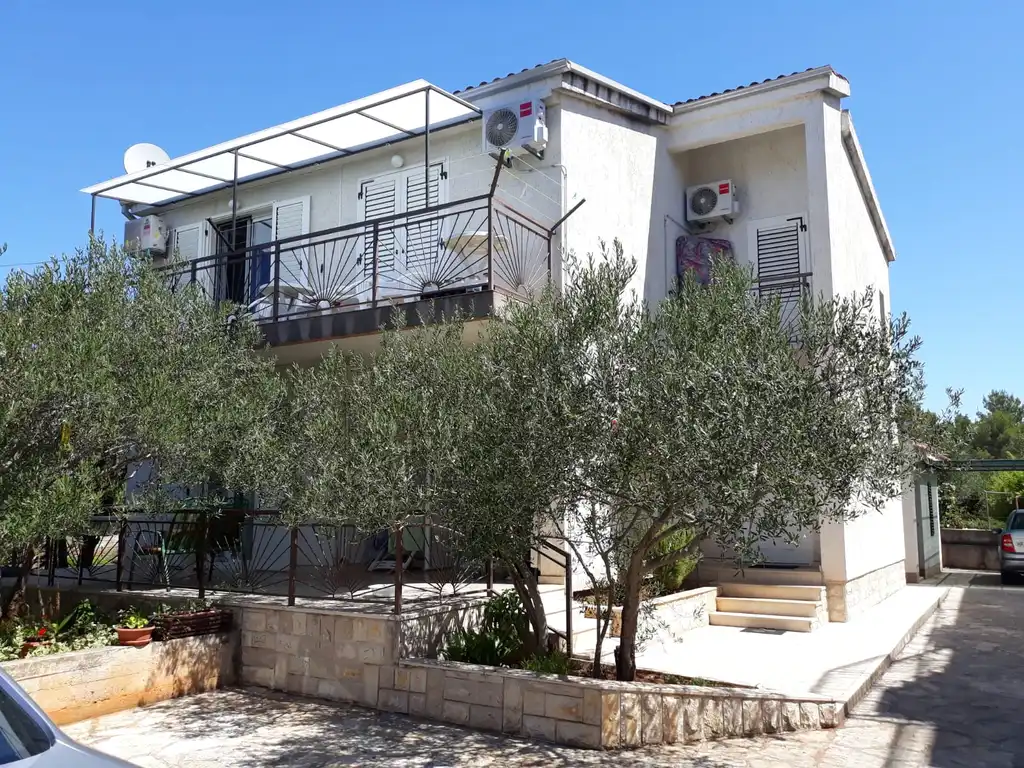 Two-Bedroom Apartment in Srima for up to 6