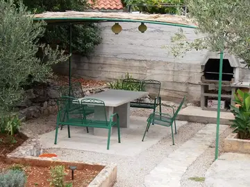 Two-Bedroom Apartment in Srima for up to 6