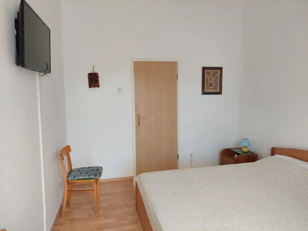 Two-Bedroom Apartment in Srima for up to 6