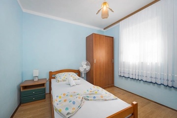 3-Bedroom Apartment for 4–5 in Šibenik