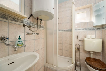 3-Bedroom Apartment for 4–5 in Šibenik