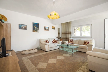 3-Bedroom Apartment for 4–5 in Šibenik