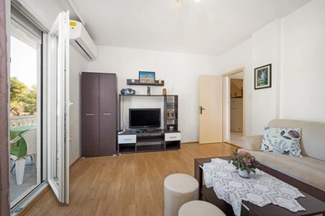 Šibenik 3-Bedroom Apartment for 4–5 Guests
