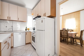 Šibenik 3-Bedroom Apartment for 4–5 Guests