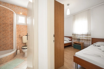 Šibenik 3-Bedroom Apartment for 4–5 Guests