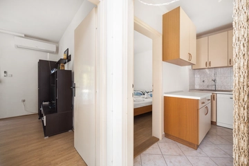 Šibenik 3-Bedroom Apartment for 4–5 Guests