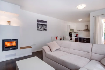 Two-Bedroom Apartment in Nerezine for Up to 5