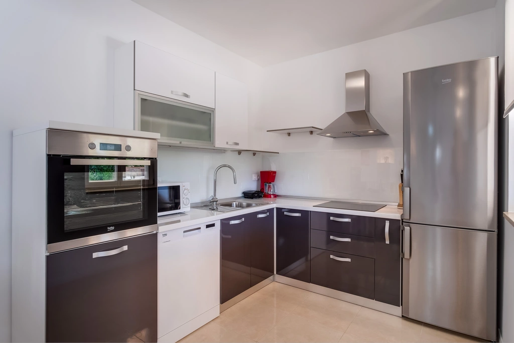 Two-Bedroom Apartment in Nerezine for Up to 5