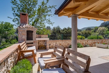 Two-Bedroom Apartment in Nerezine for Up to 5