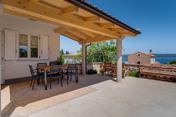 Two-Bedroom Apartment in Nerezine for Up to 5