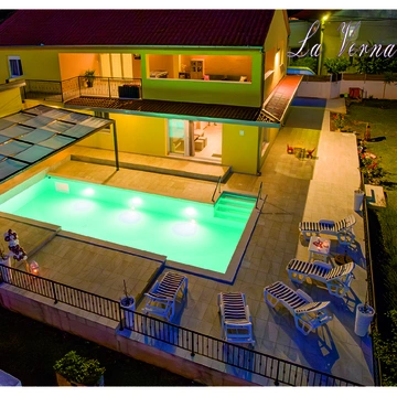 Galovac Villa with Pool for Up to 10 Guests