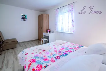 Galovac Villa with Pool for Up to 10 Guests