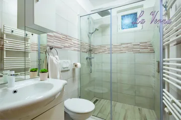 Galovac Villa with Pool for Up to 10 Guests