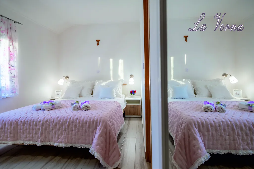 Galovac Villa with Pool for Up to 10 Guests