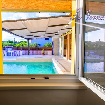 Galovac Villa with Pool for Up to 10 Guests