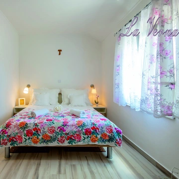 Galovac Villa with Pool for Up to 10 Guests