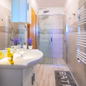 Galovac Villa with Pool for Up to 10 Guests