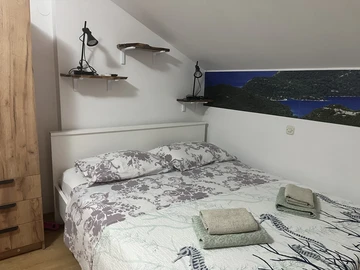 Studio for 2 in Mljet with Forest View