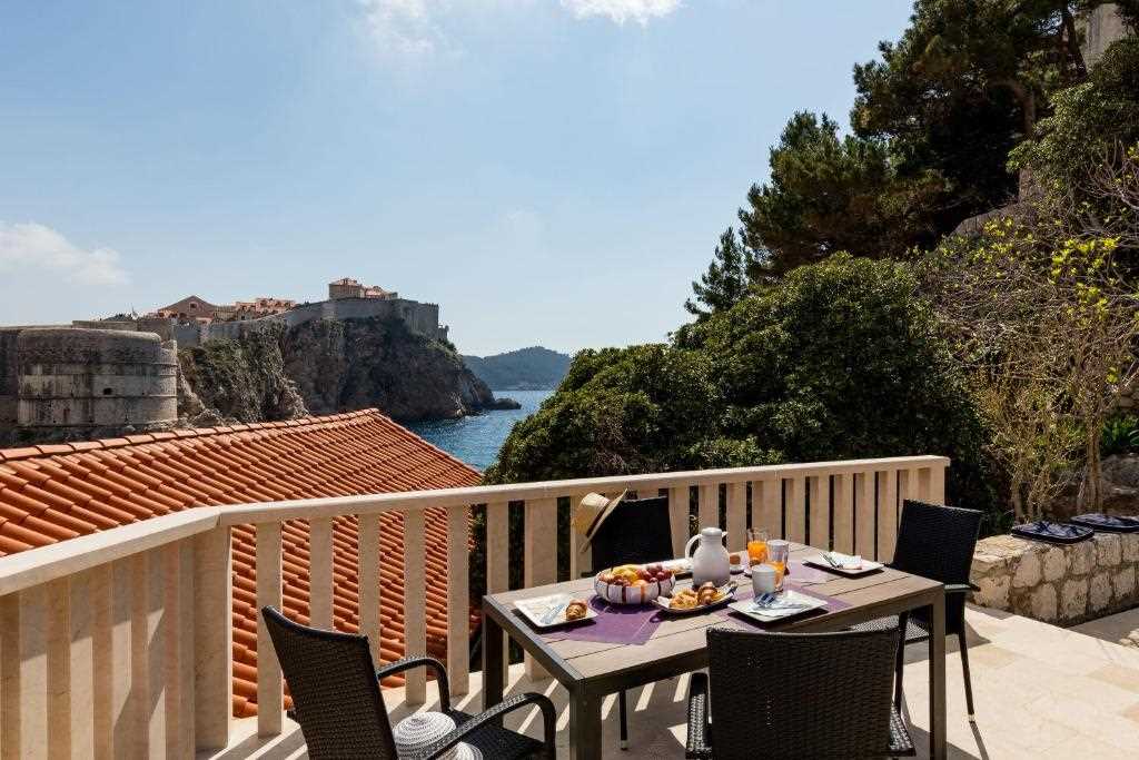 One Bedroom Apartment with Terrace and Sea View Odin - 4
