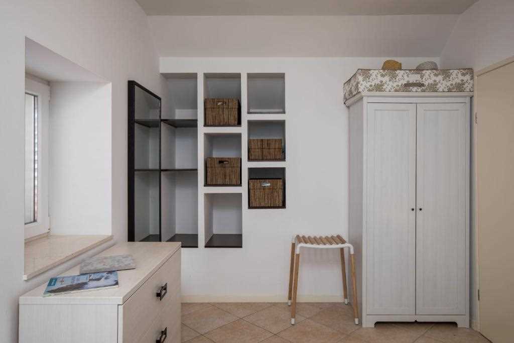 One Bedroom Apartment with Terrace and Sea View Odin - 4