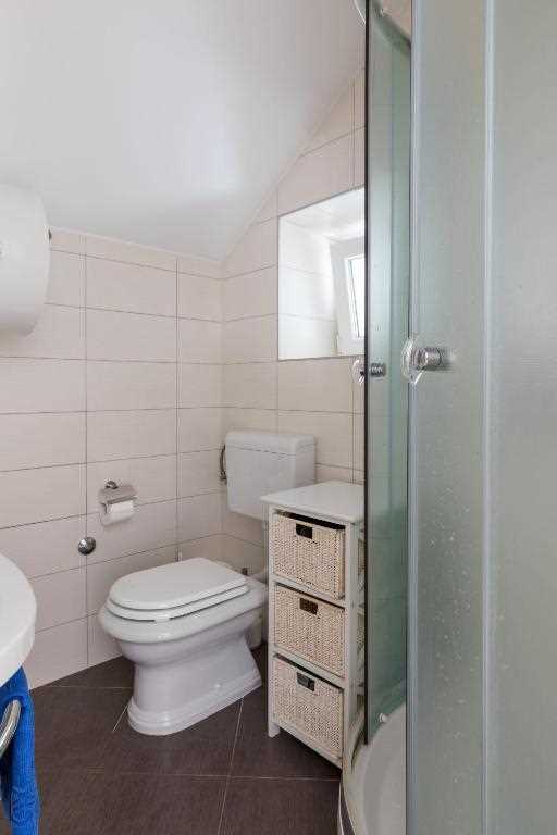 One Bedroom Apartment with Terrace and Sea View Odin - 4
