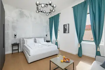 Dubrovnik Old Town 1-Bedroom Apartment with Stradun View