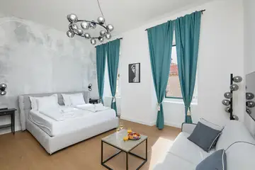 Dubrovnik Old Town 1-Bedroom Apartment with Stradun View