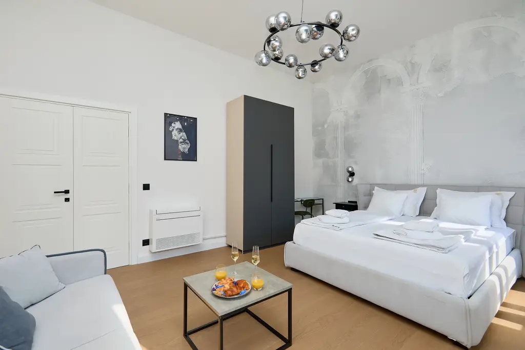 Dubrovnik Old Town 1-Bedroom Apartment with Stradun View