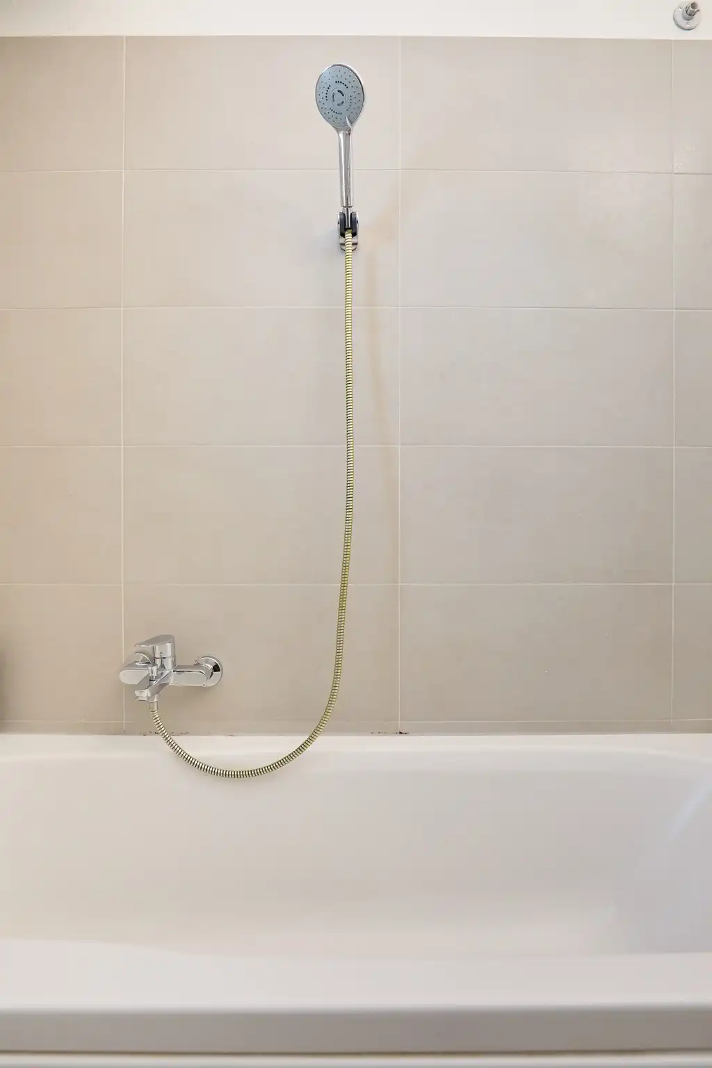 Dubrovnik (Gruž) Apartment with Garden Hot Tub for 5