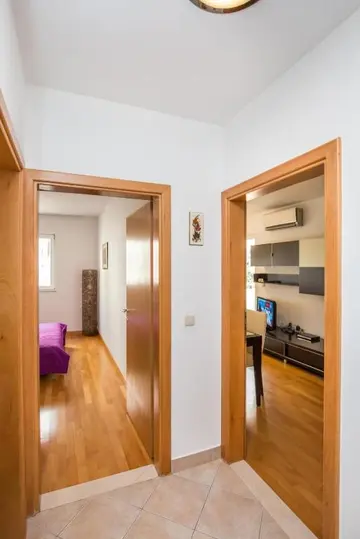 Two-Bedroom Apartment with Balcony in Dubrovnik