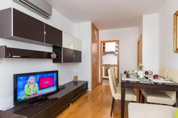 Two-Bedroom Apartment with Balcony in Dubrovnik