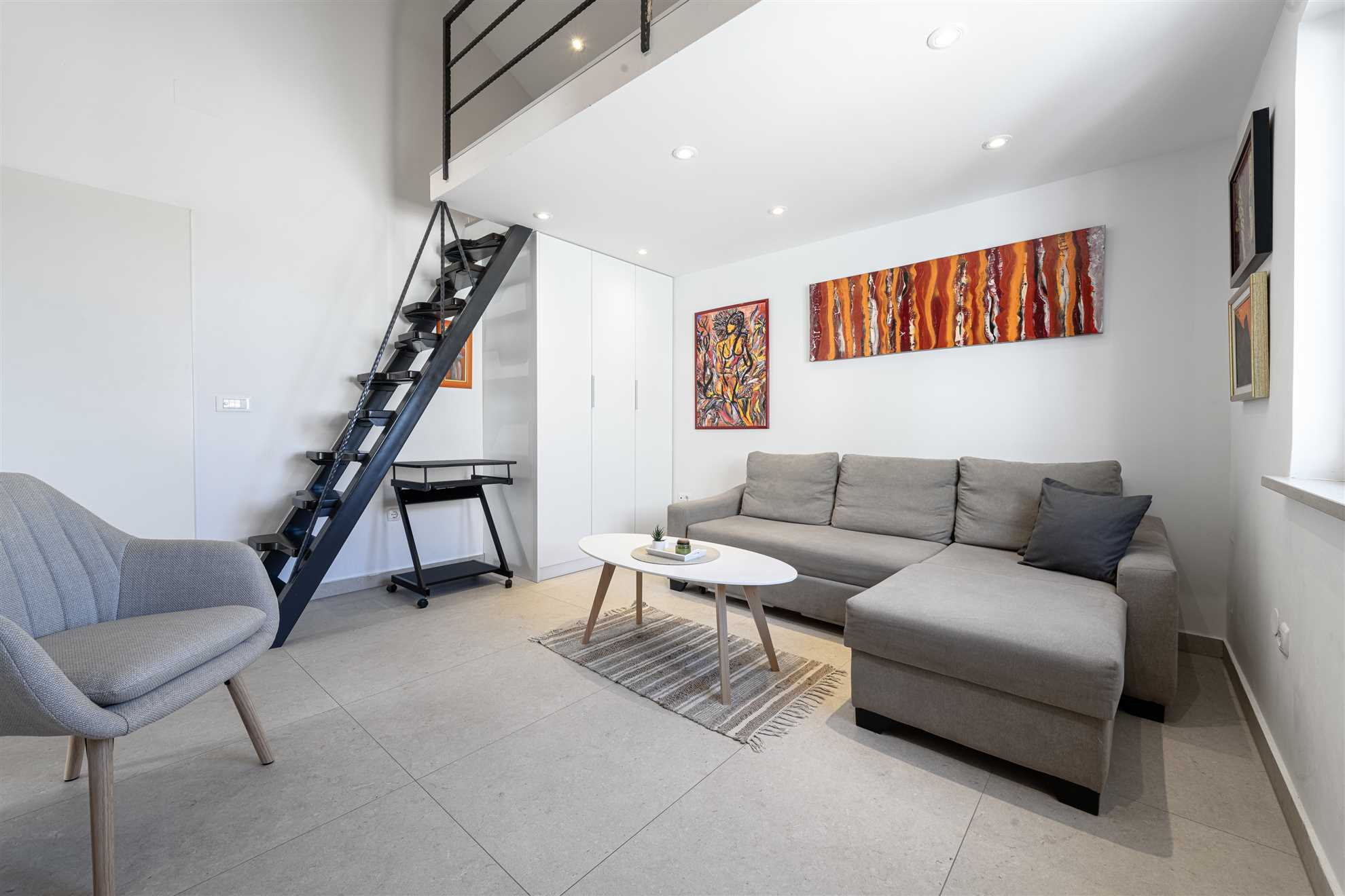 Studio Apartment Portolan