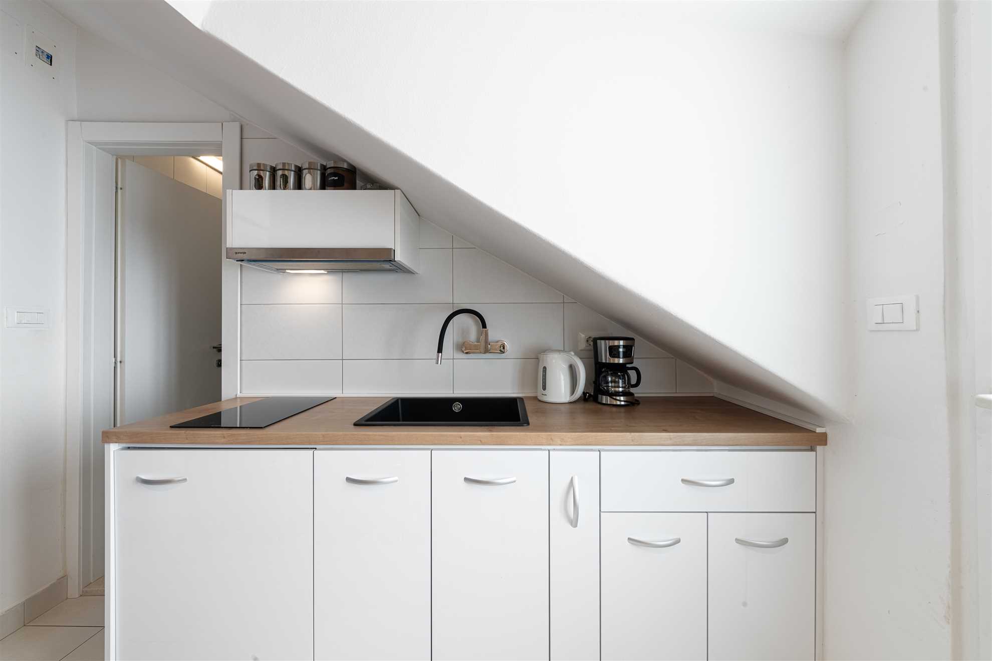 Studio Apartment Portolan