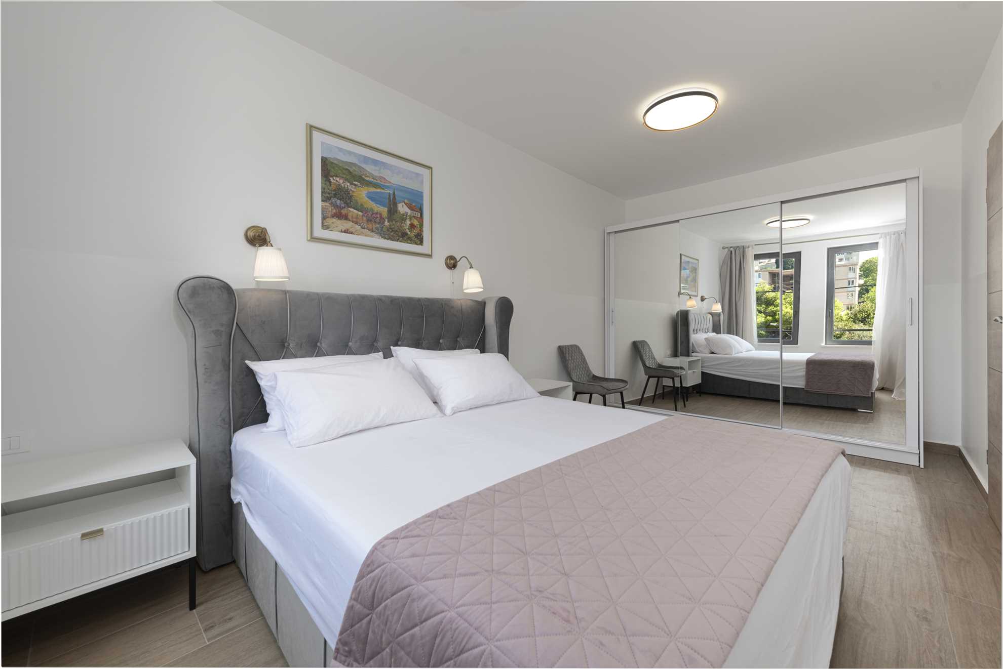 DLC Deluxe Apartment