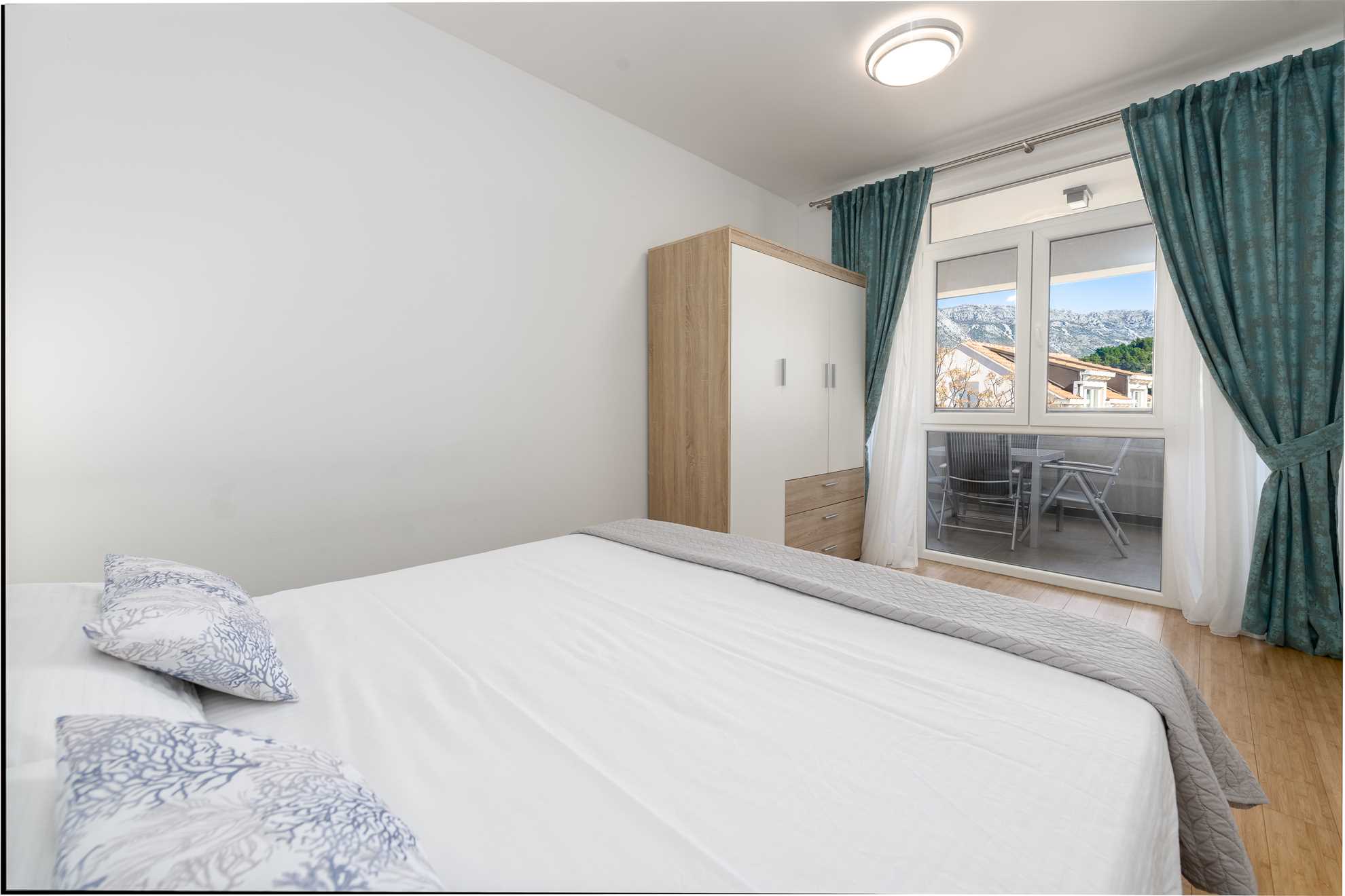 Oyo Deluxe Apartment