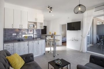 Two-Bedroom Apartment with Sea View in Dubrovnik